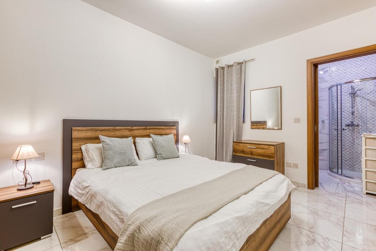 Апартаменты Modern 3 Bedroom In St Julians *
