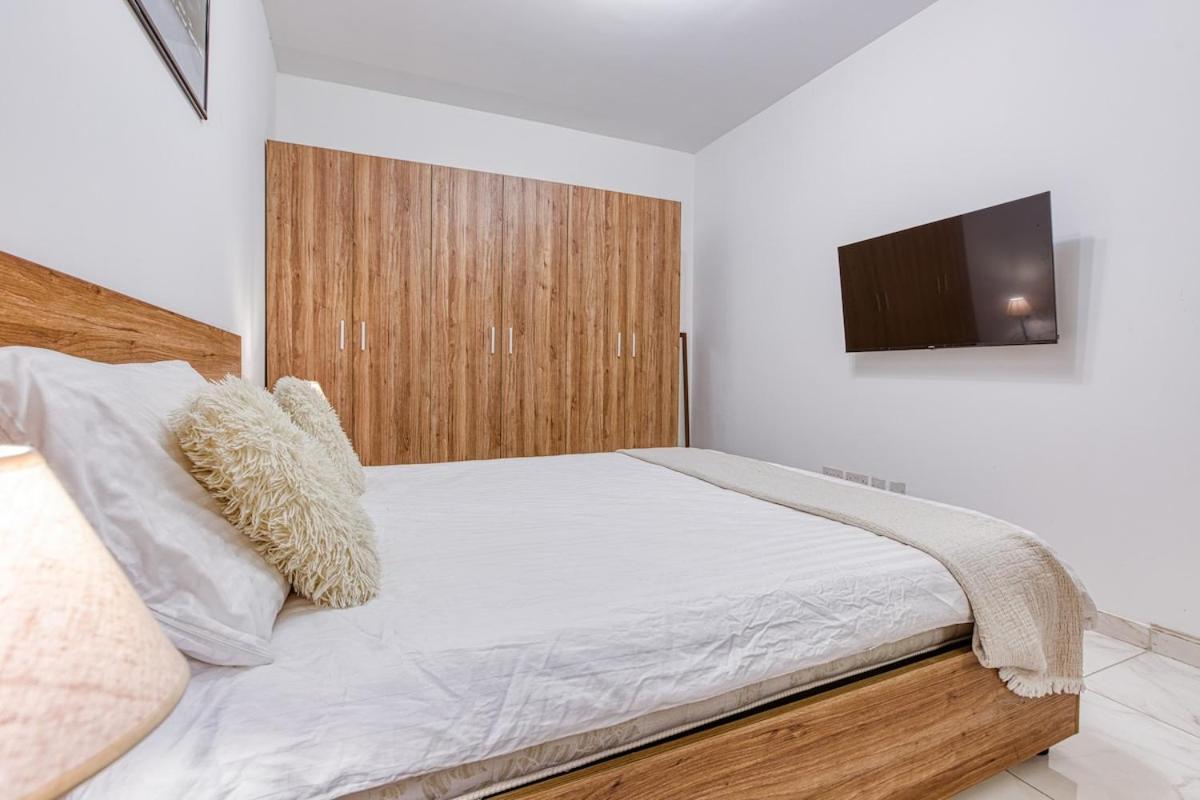 Апартаменты Modern 3 Bedroom In St Julians Сент Джулианс